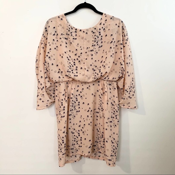 GRACIA Peach & Navy Backless Dress with Birds - Picture 1 of 7